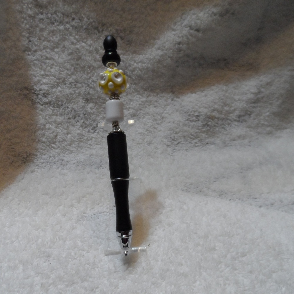 handmade back, yellow & white beaded writing pen
